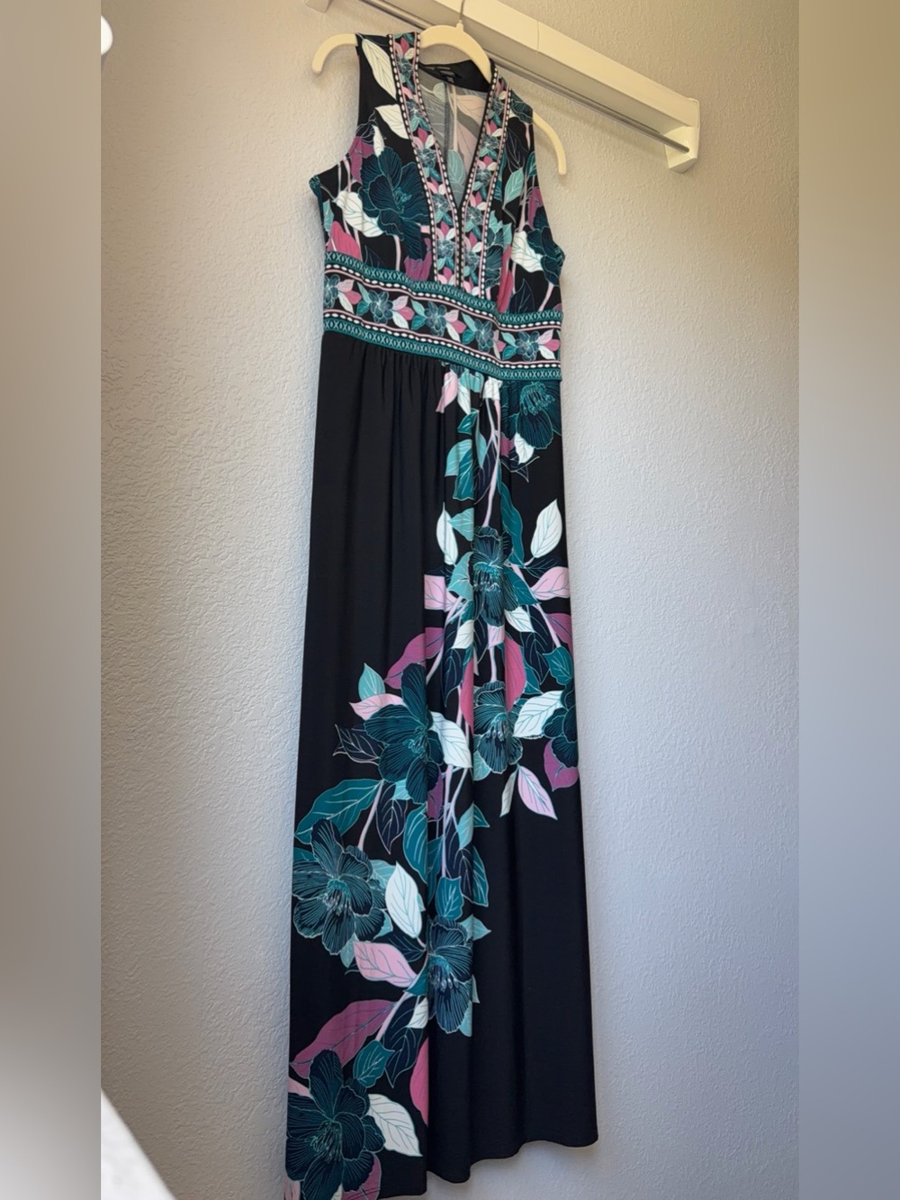 Maggy London Floral Jersey Maxi Dress, NWOT, 10 Petite - Picture 13 of 16